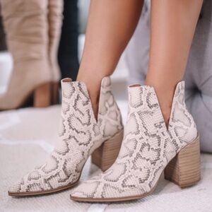 Steve Madden Kaylah Snakeskin Ankle Boots